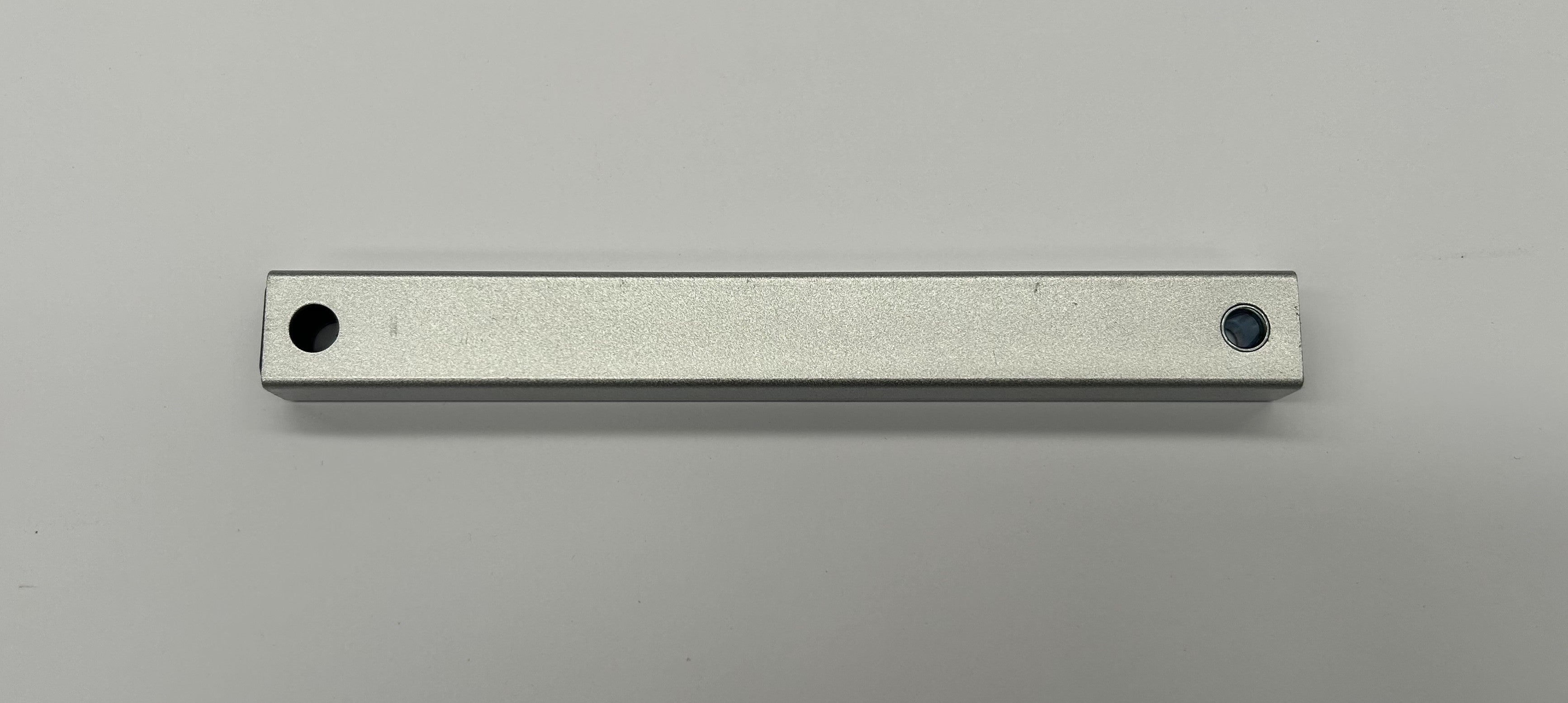 REAR STABILISER TO SUIT SILVER EDITION CROSSOVER V1, V2 & V3 - SUITS LEFT AND RIGHT SIDES.